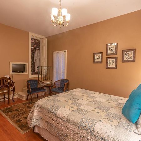 St. Martins Country Inn & Vaughan'S Restaurant Extérieur photo