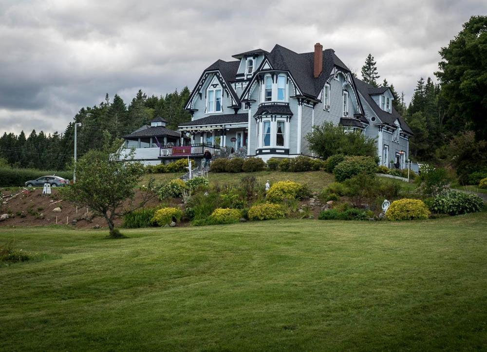 St. Martins Country Inn & Vaughan'S Restaurant Extérieur photo